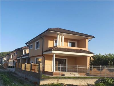 Casa individuala cu garaj zona Poligon!