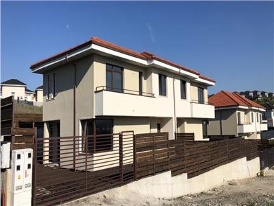 Duplex semifinisat in Dezmir!
