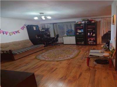 Apartament 3 camere Floresti!